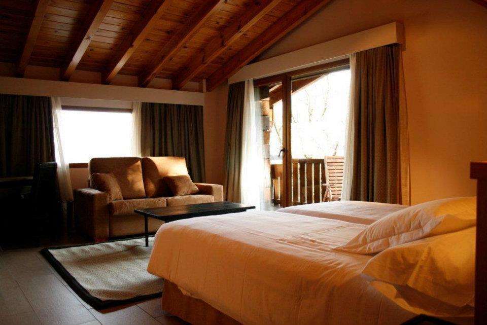 Hotel Rural Las Rozuelas Cercedilla Room photo